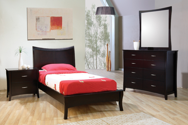 Metropolitan Juvenile Bed